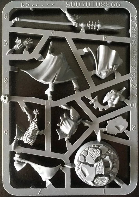 Warhammer 40k: Aeldari Farseer Plastic Sprue