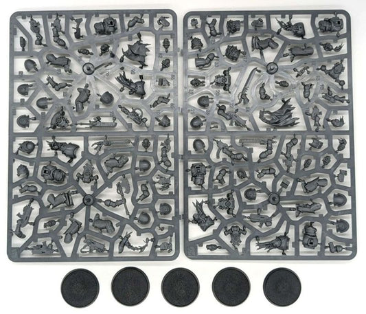 Warhammer 40k Chaos Space Marines: Red Corsairs Raiders (5 Models) – New on Sprue